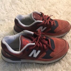 We avalanche sneakers